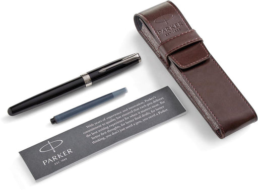 Parker giftbox Sonnet vulpen medium + pen pouch, zwart 20 stuks, OfficeTown