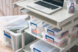 Bankers Box opbergdoos 10 liter, transparant met blauwe handvaten - OfficeTown