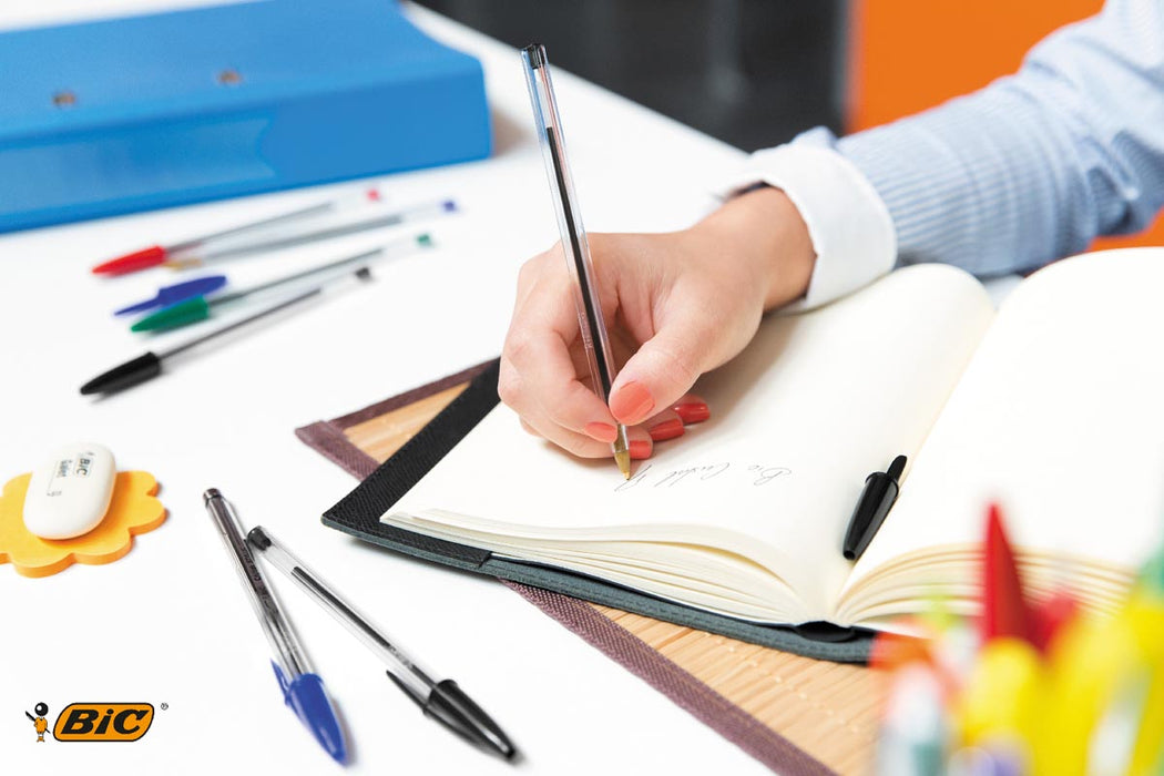 Bic balpen Cristal, doos met 50 stuks in geassorteerde kleuren - OfficeTown