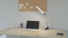 Hansa bureaulamp Breeze, LED, zilver - OfficeTown