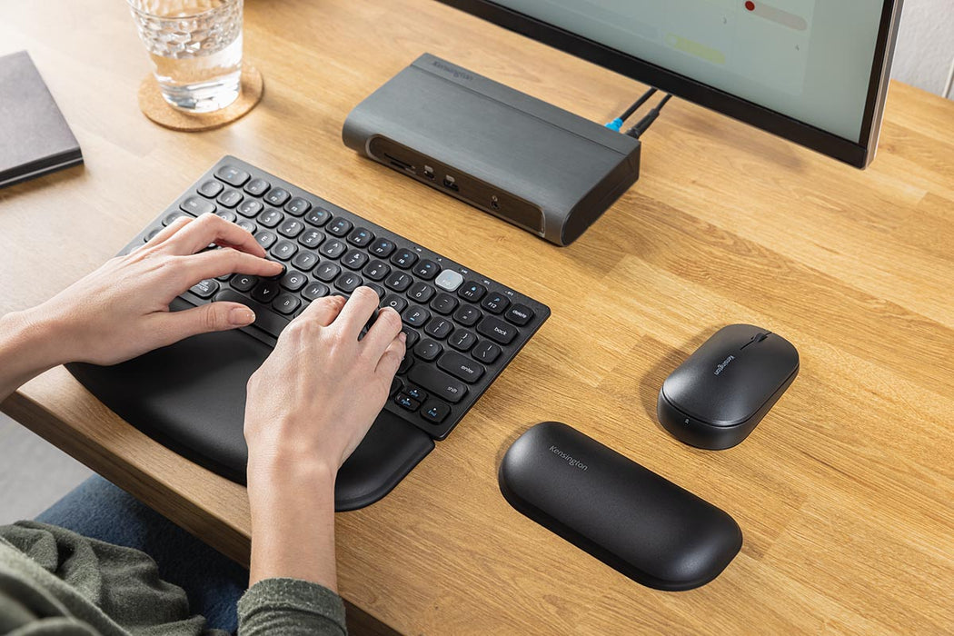 Kensington Draadloos Compact Toetsenbord met Dual Connectiviteit, qwerty - OfficeTown